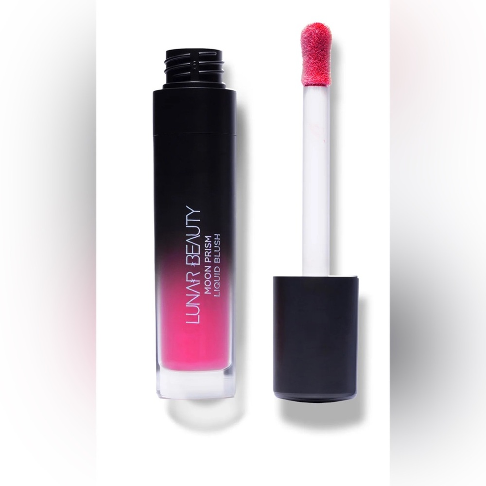 Lunar Beauty Liquid Blush Fuego Fushia NIB